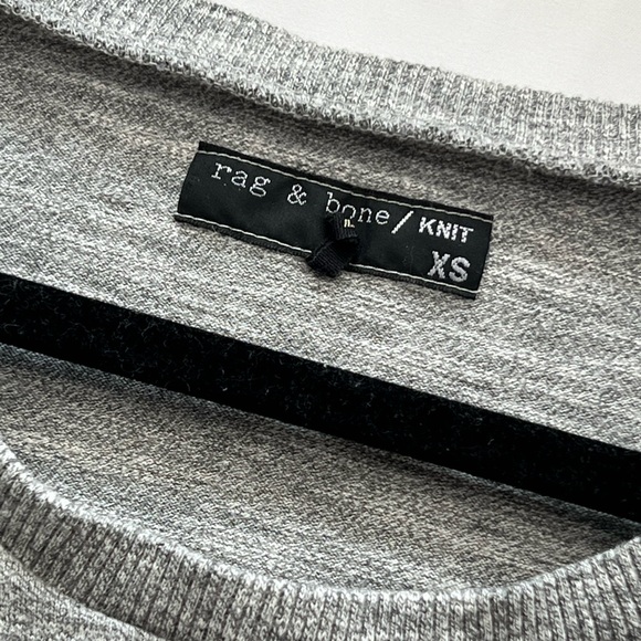 Rag & Bone | Oversized Long Sleeve Sweatshirt with Open Back | Size XS - Picture 2 of 3